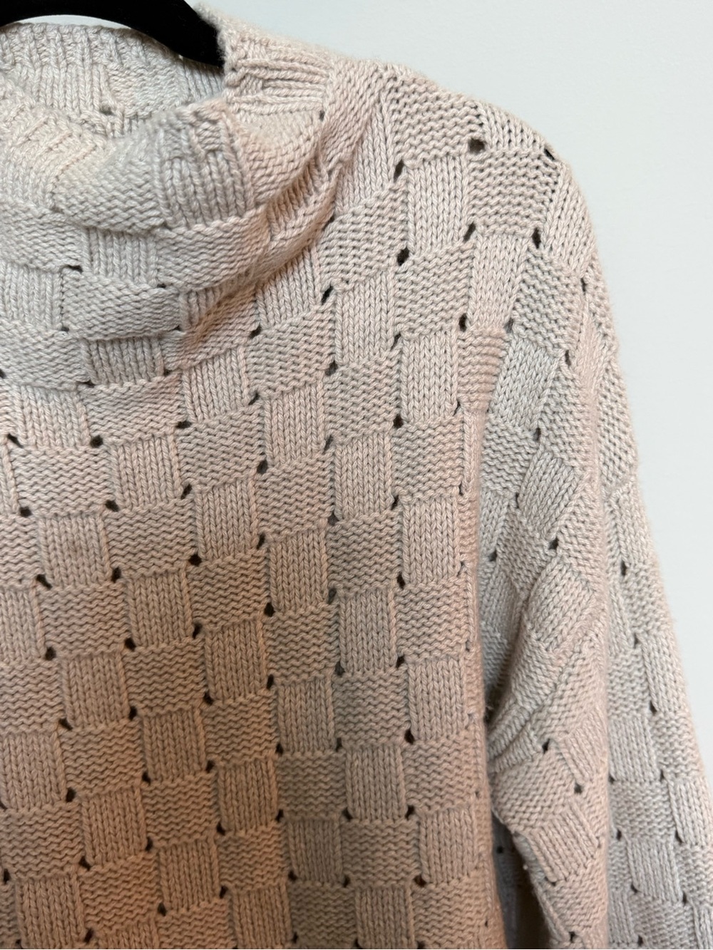 Banana Republic Tan Basket Weave Mock-neck Sweater - Picture 4 of 4